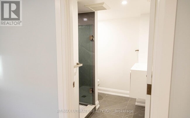 Photo - 103 Tavistock Rd