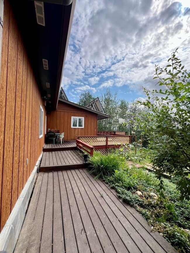 Photo - 4-Bedroom Home in Fairbanks | 2-Car Garage, Fenced Yard, RV Parking & Breathtaking Views – Dog Fr...