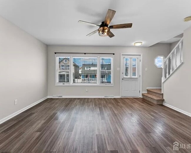 Photo - 284 Silzer St