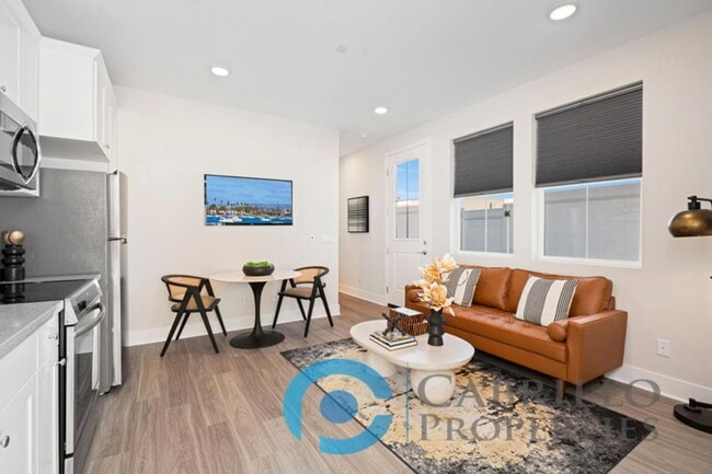 Photo - 1652 Neptune Ave