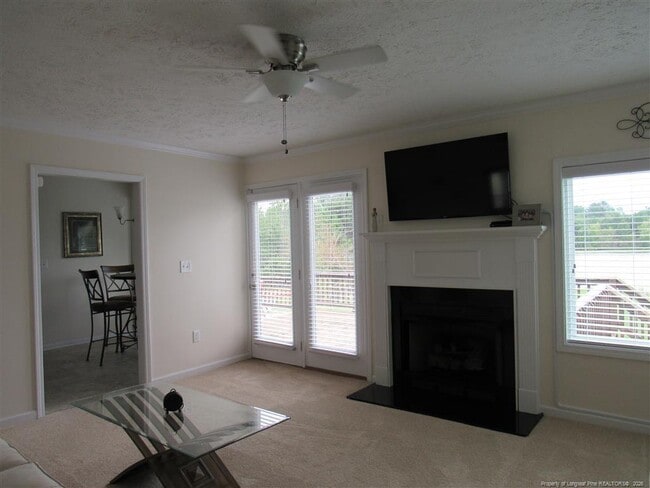 Photo - 211 Stoney Creek Dr