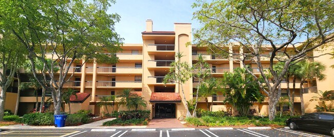 Building Photo - 450 Egret Cir Unit 9404