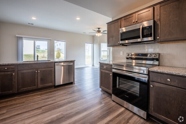 3BR, 2.5BA - 1,464SF - Kitchen