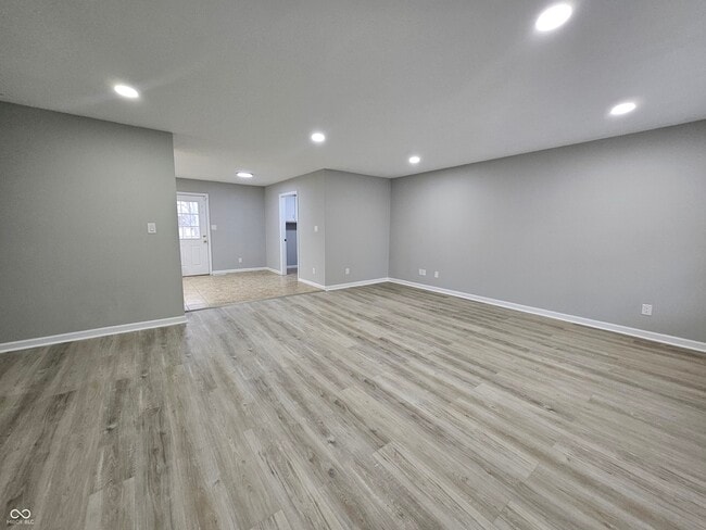 Photo - 3534 Hunt St