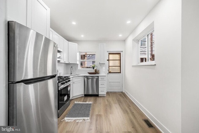 Photo - 2148 S Garnet St