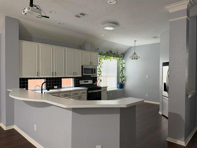 Photo - 9304 Western Trail