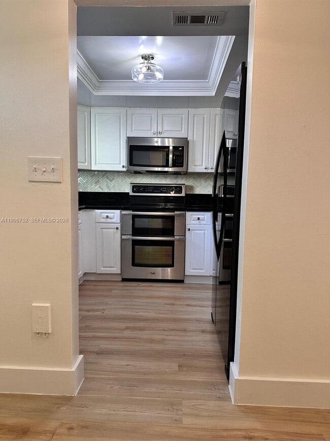 Photo - 11091 NW 7th St