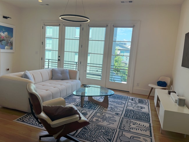 living room 2 - 688 Exchange St SE