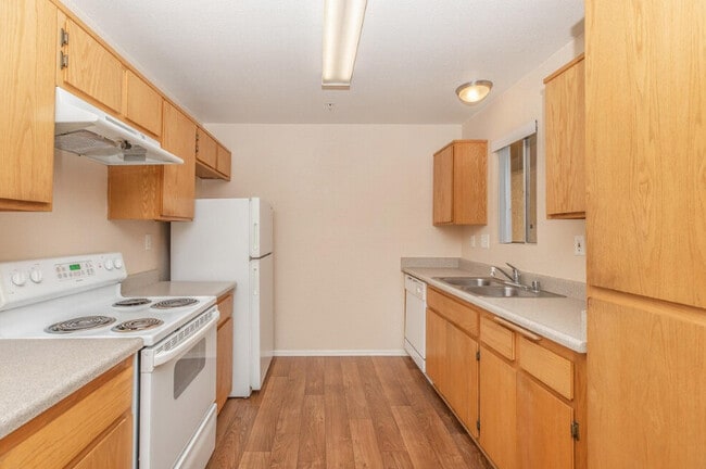 Building Photo - Desert Heights Rental