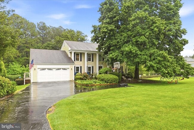 Building Photo - 911 Riva Ridge Dr
