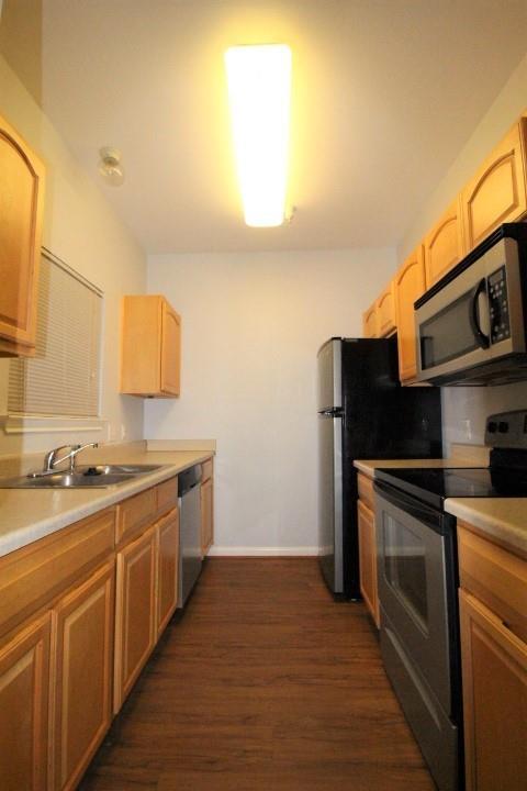 Building Photo - 12166 Metric Blvd Unit 355 Rental