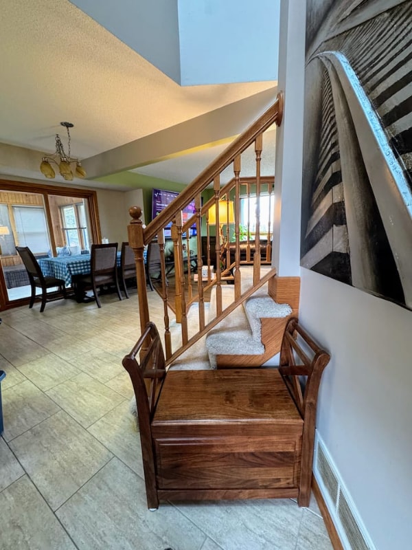 Photo - 13918 Riverview Dr NW