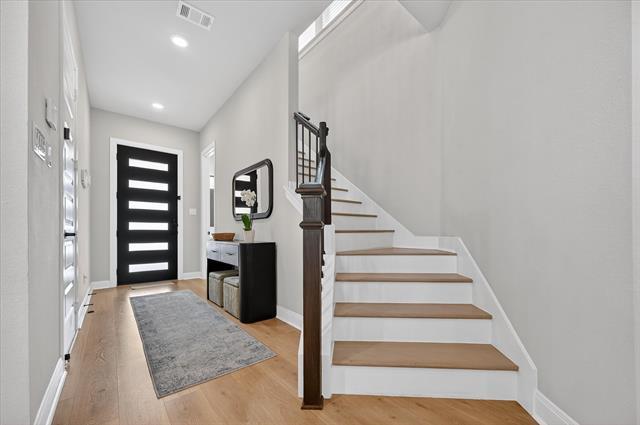 Photo - 624 Treaty Oak Dr