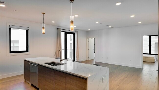 Building Photo - 30 Penniman Rd Unit 305 Rental