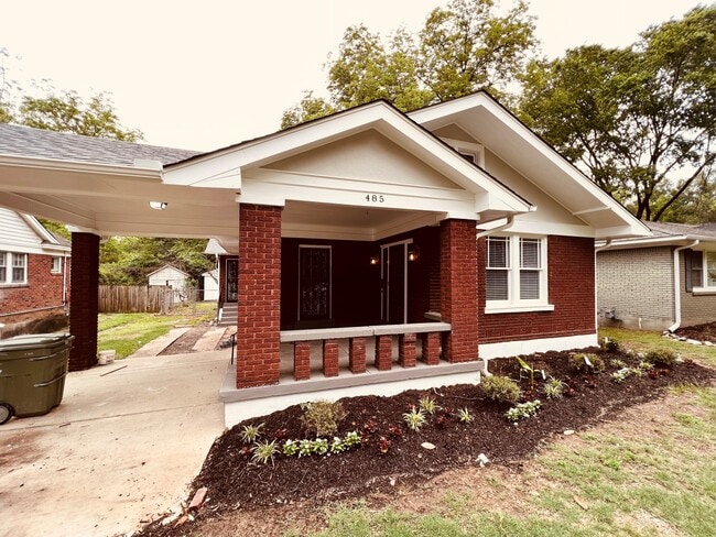 Front Exterior - 485 S Reese St