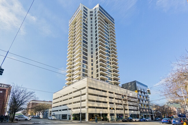 Building Photo - 2201 3rd Ave Unit 1106