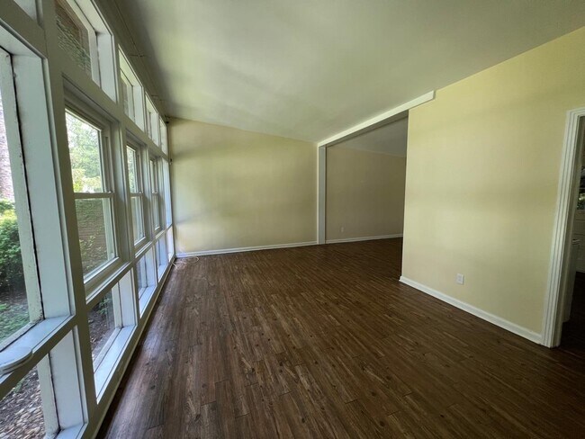 Photo - 2002 Chowkeebin Nene