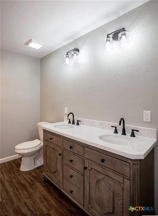 Photo - 2003 Woodlawn St