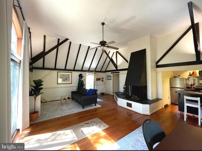 Photo - 1451 Walton Rd