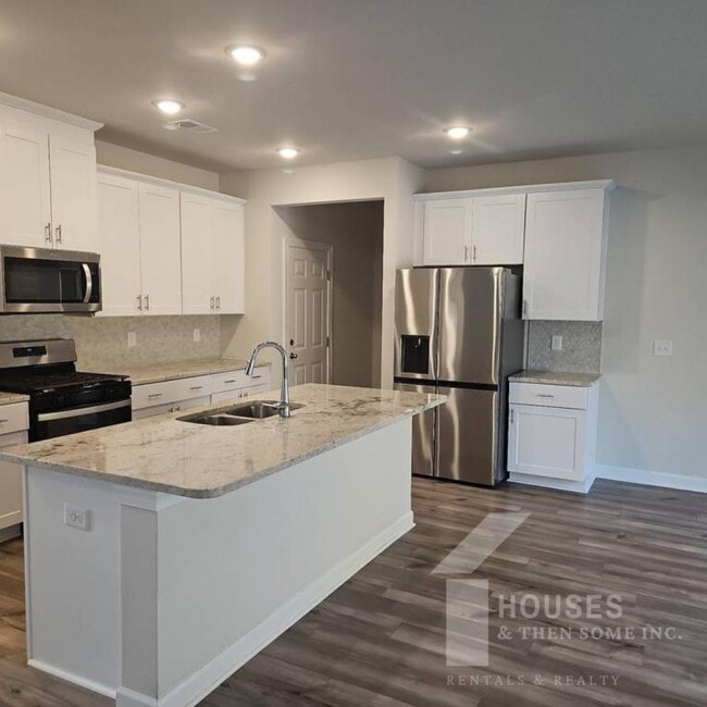 Photo - 185 Vickery Rd