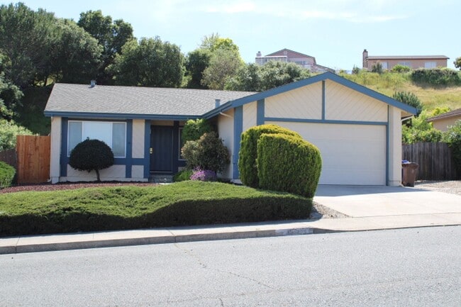 Building Photo - 1562 Partridge Dr