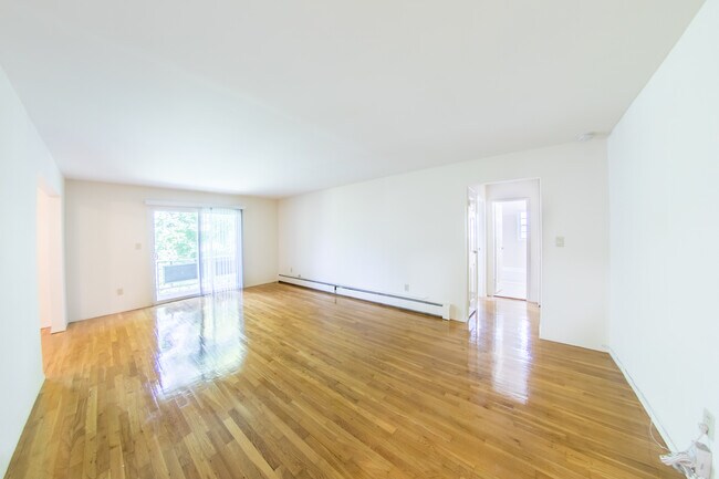 Photo - Manors Apartments