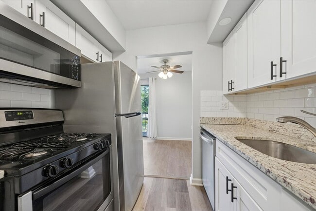 Photo - Available Immediately – Renovated 2B/1.5B ...