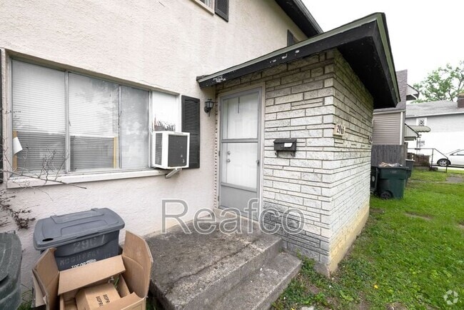 Building Photo - 2965 McGuffey Rd Rental