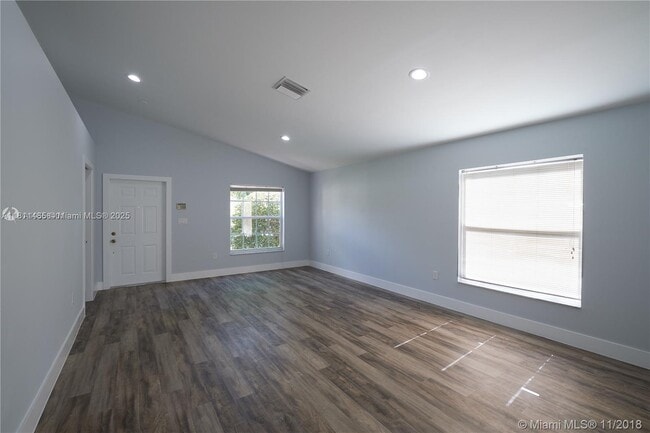 Photo - 1132 NW 143rd Ave