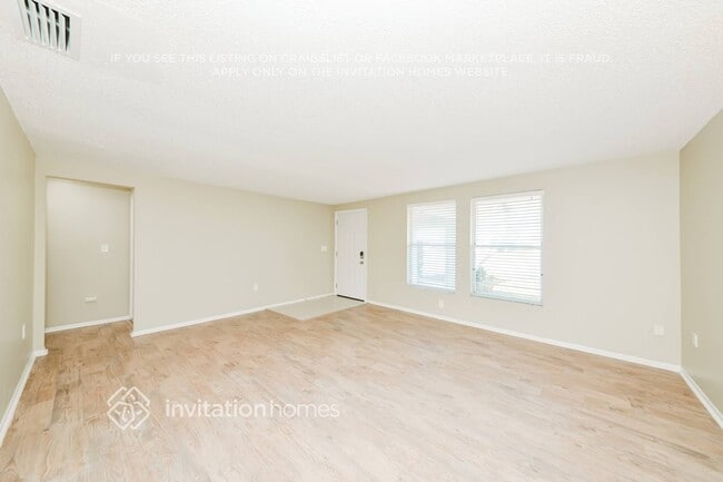 Photo - 1240 Waterside Ln