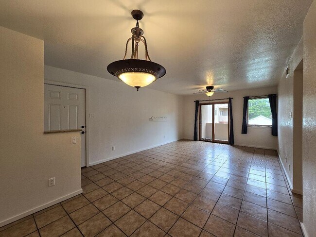 Photo - 601 W San Mateo Rd Unidad 119