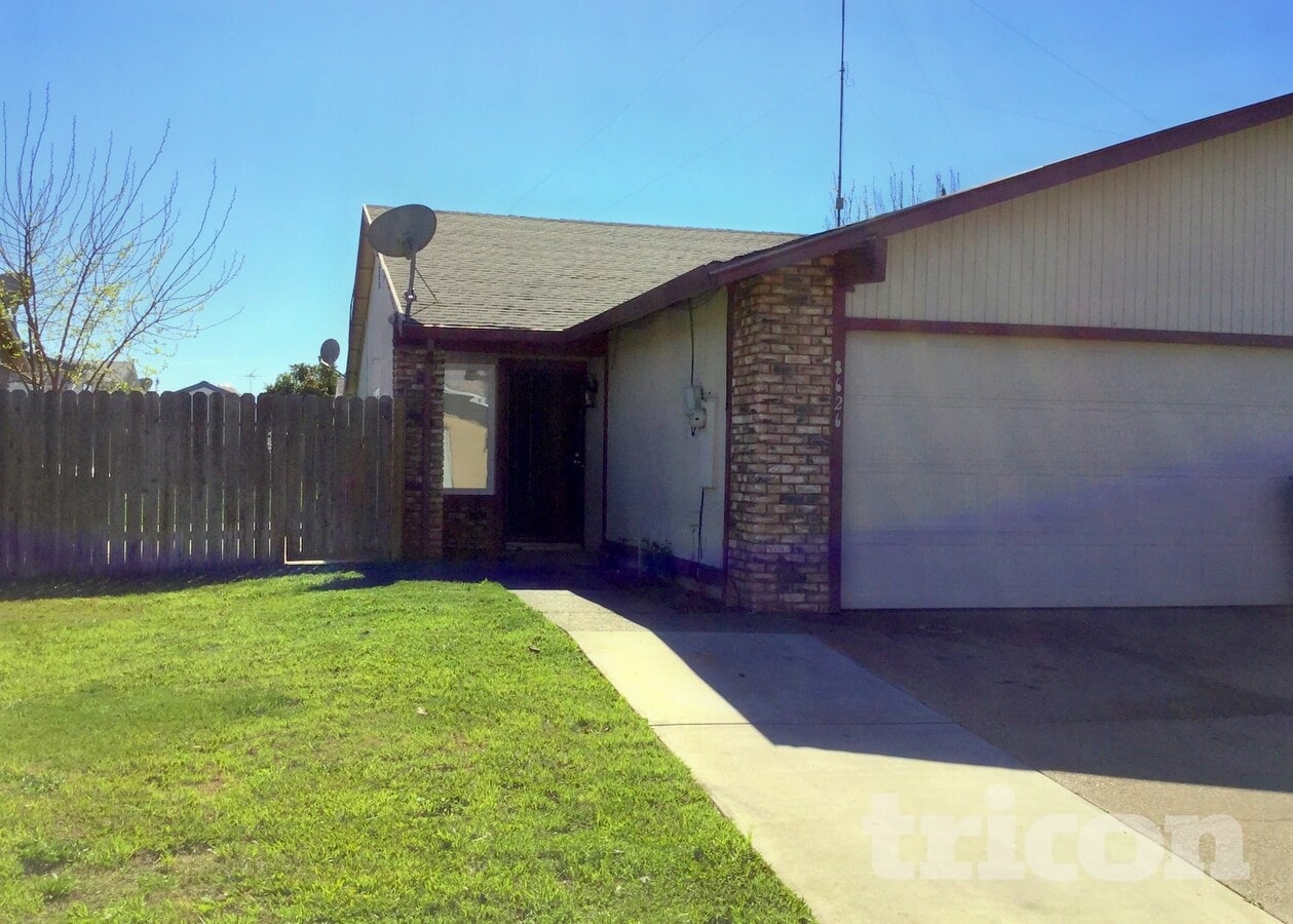 Photo - 8626 Danridge Dr