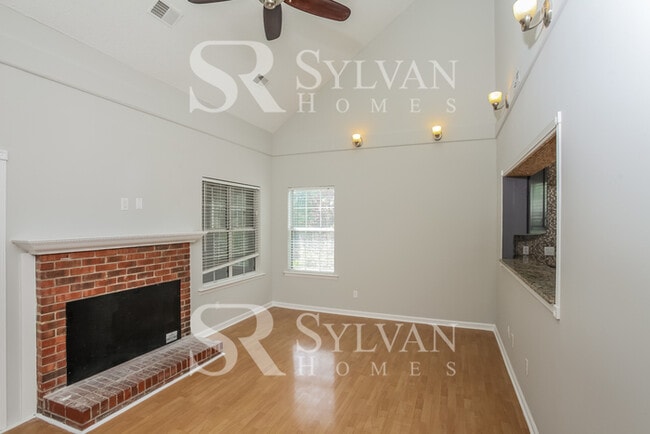 Photo - 5 Wheatstone