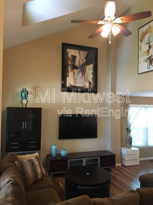 7569 Cherryhill Dr