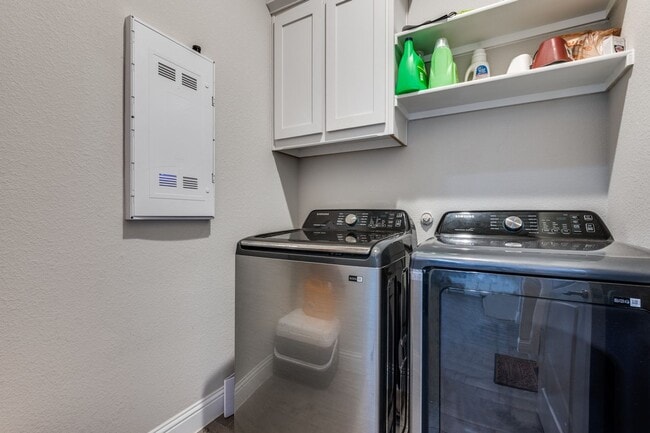 Photo - 2013 Gray Towers Way