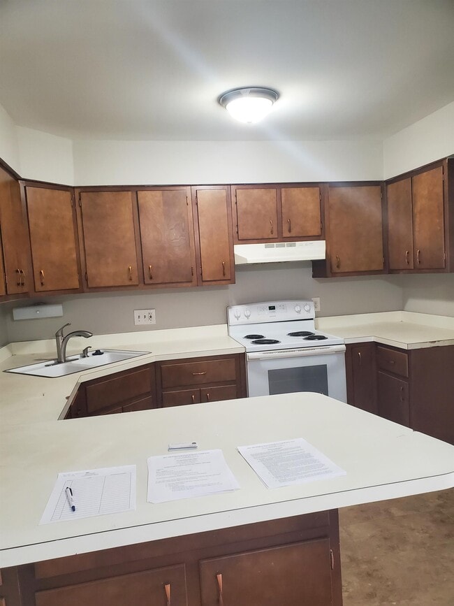 Photo - 7437 Hazelcrest Dr