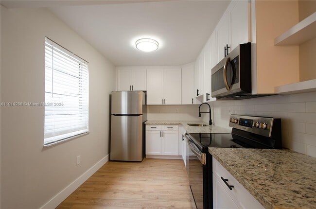 Photo - 8281 SW 128th St Unit 204-1