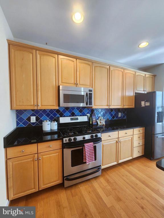 Photo - 917 Crestfield Dr