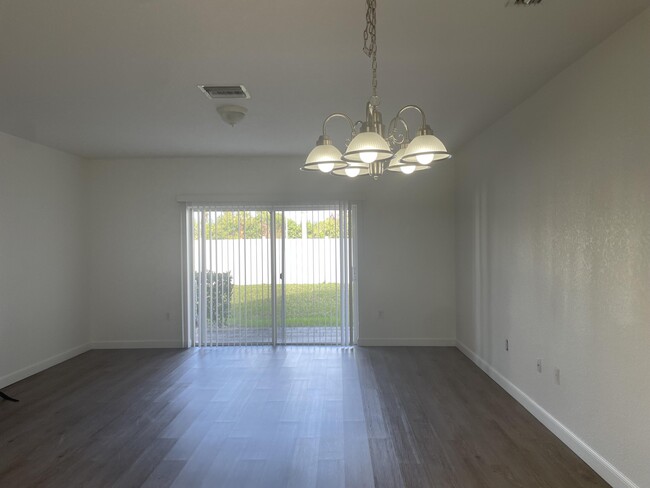 Photo - 5135 SE Mariner Garden Cir