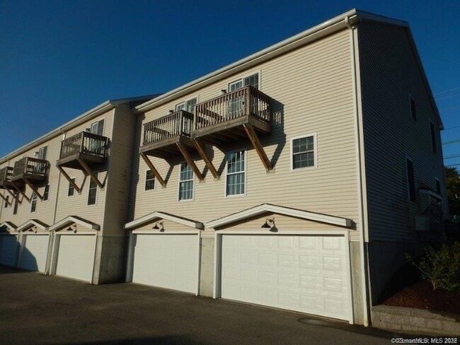 Photo - 1 Hamilton St