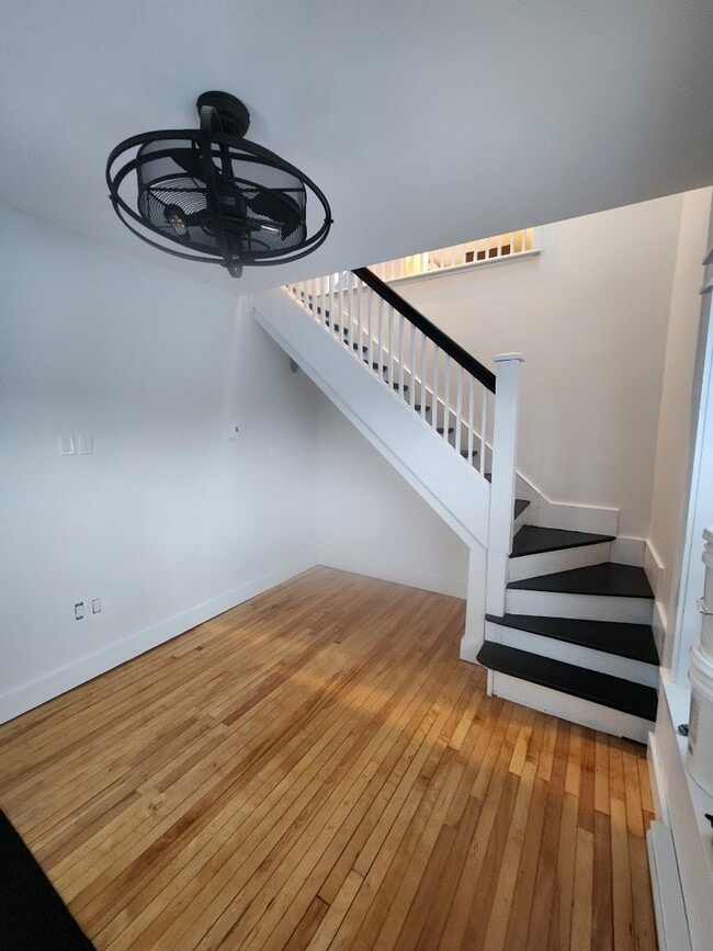 Photo - 12 Woodbury Dr Unit 12