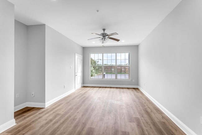 Photo - Brand New 3 bed unfurnished! Unit 3