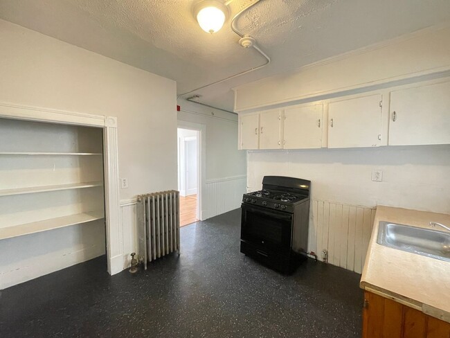 459 Beech St Unit 1