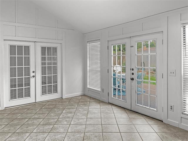 Photo - 2106 Glen Forest Ln