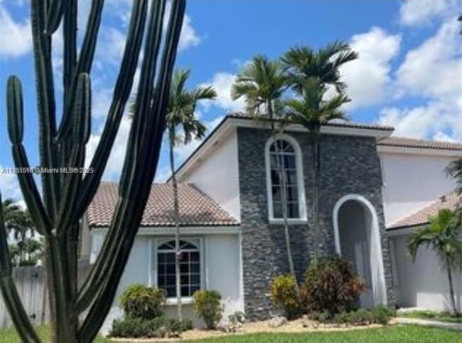 Building Photo - 17130 SW 153rd Ct Rental