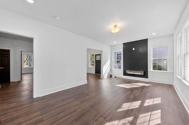 Sala de estar - 321 State St