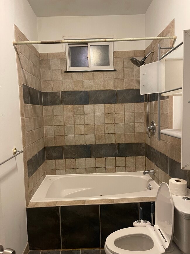 Photo - 3968 W 8th St Unidad 3968 w 8th Loft