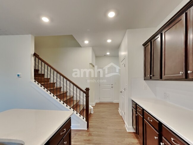 Photo - 149 Hazel Pk Dr