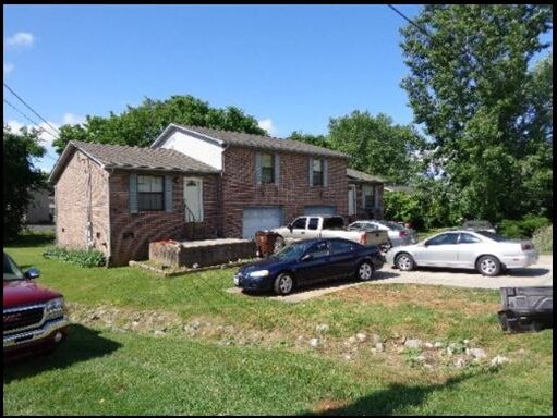 1837 Clover Brook - 1049 Martha Glass Dr