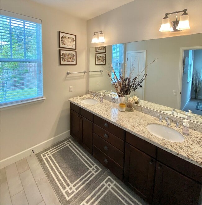 Photo - 25110 Glen Loch Dr